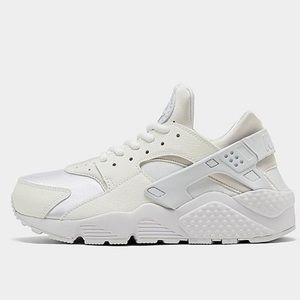 White Nike Huaraches